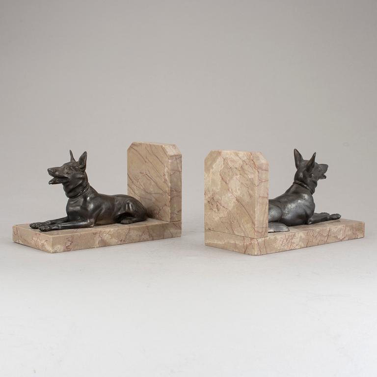 BOKSTÖD, ett par, 1900-tal.