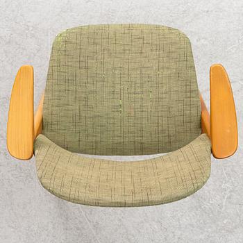Bengt Ruda, a pair of armchairs, from the Triva series, Nordiska Kompaniet mid 20th Century.