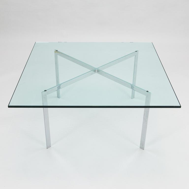 Ludwig Mies van der Rohe, soffbord, "Barcelona", Knoll International 2011.