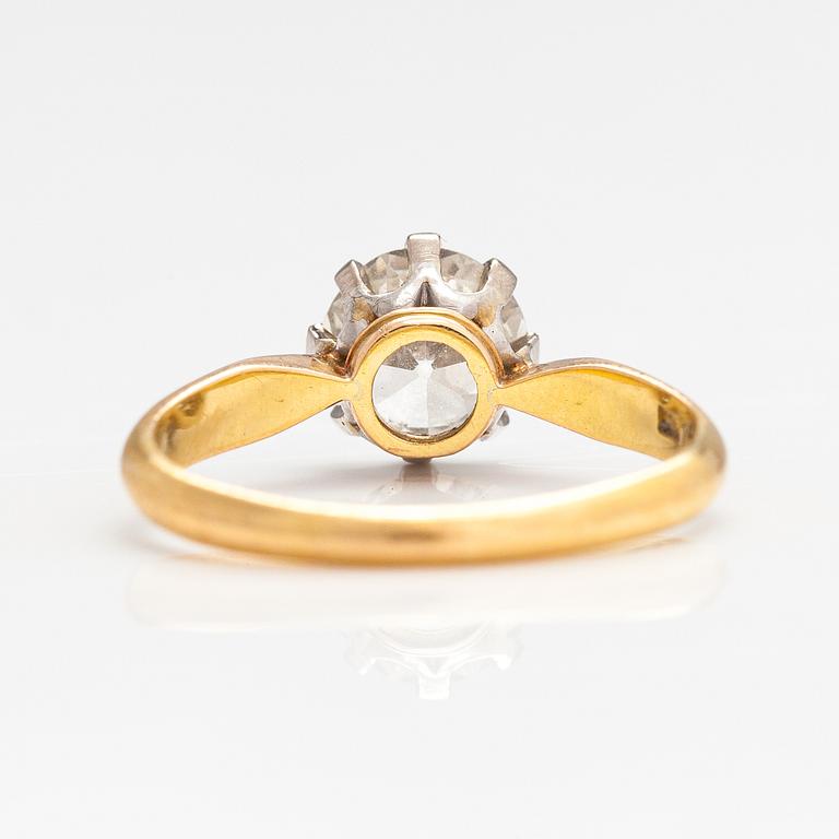 Ring, 18K guld, gammalslipad diamant ca 1.20 ct. Karl Andersson, Stockholm 1908.