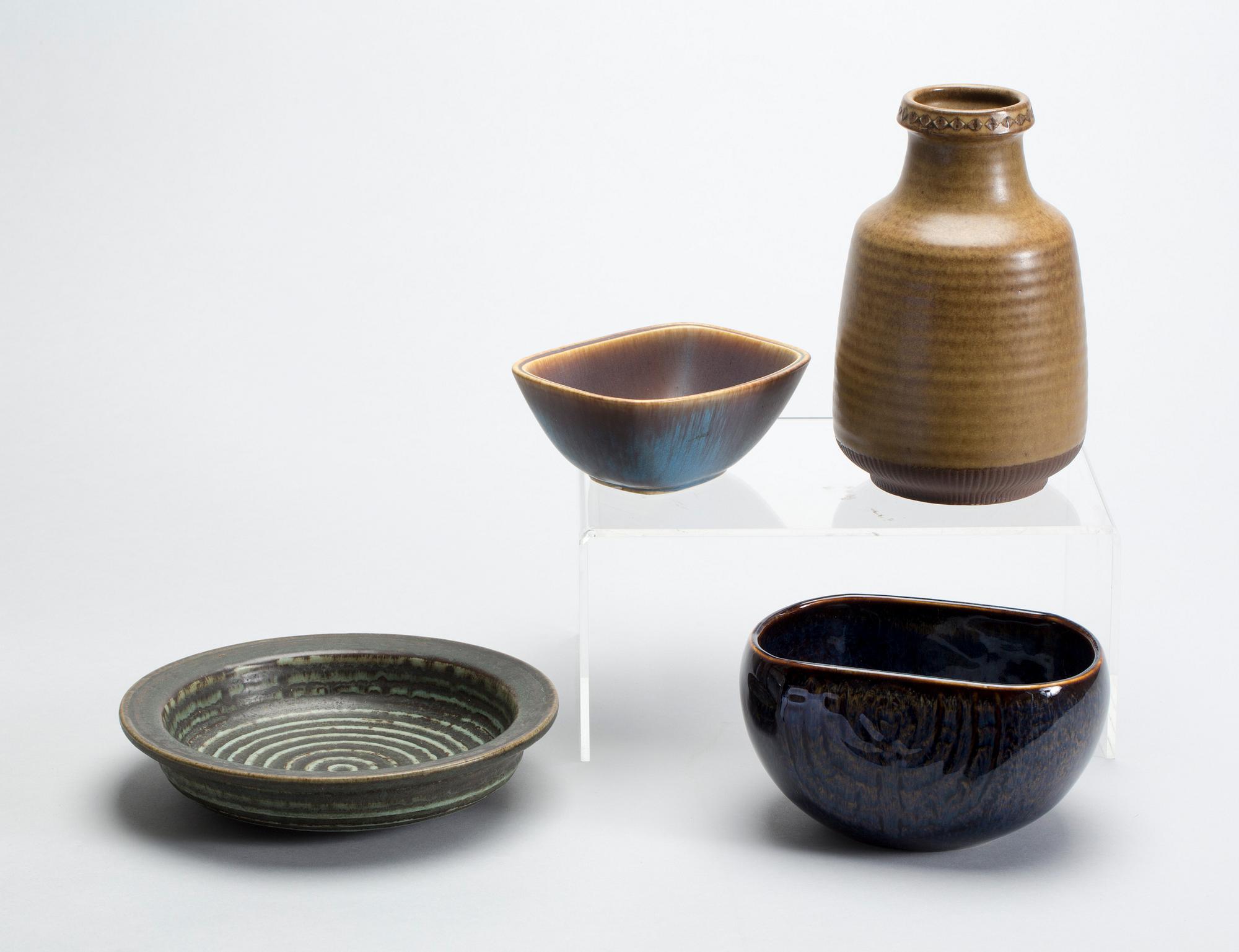 VAS och SKÅLAR, 3 st, stengods, Gunnar Nylund och Carl-Harry Stålhane, Rörstrand.