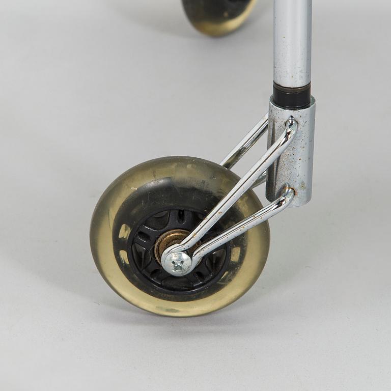 Gunilla Allard, tarjoiluvaunu, "Cargo", Lammhult.