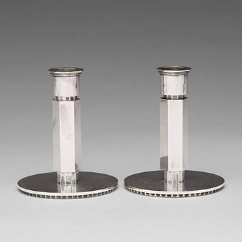 Wiwen Nilsson, ljusstakar, ett par, Lund 1948 och 1956, sterling.