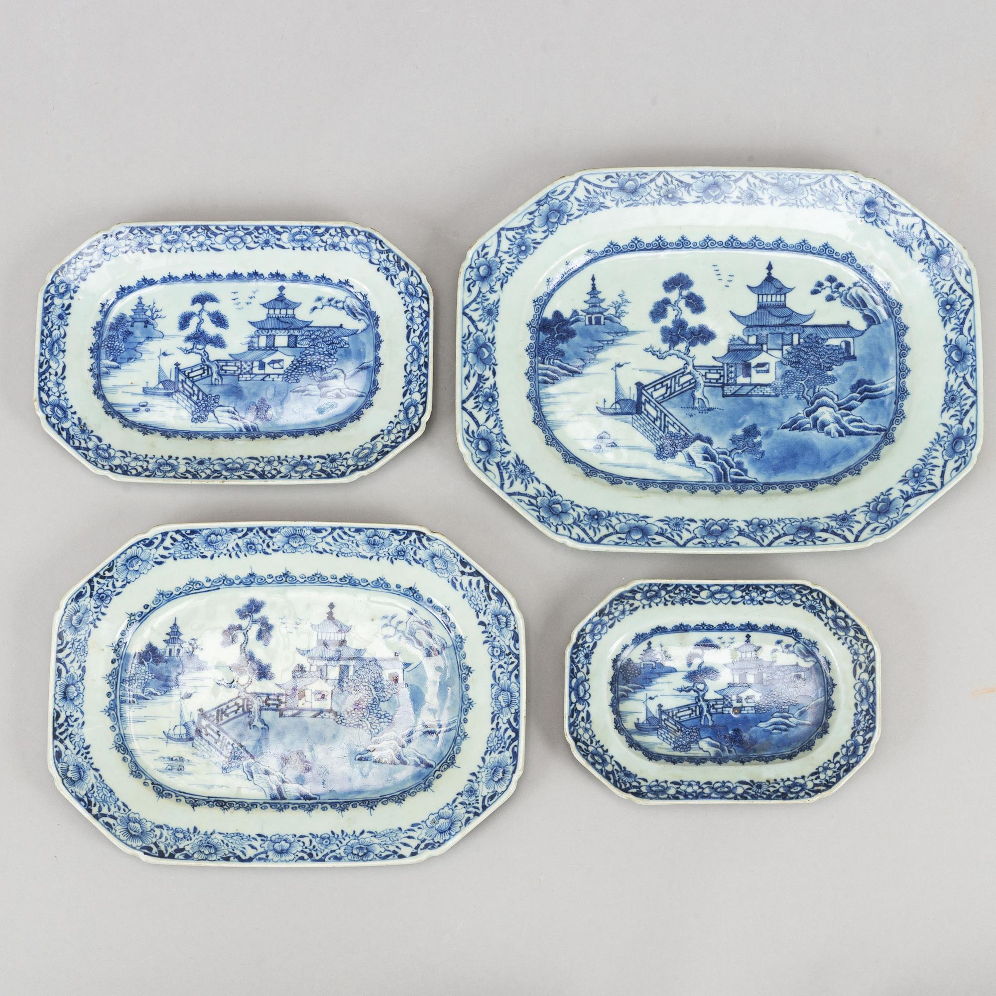 A part blue and white dinner service, Qing dynasty, Qianlong (1736-95).