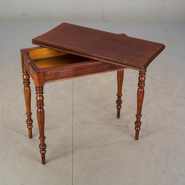 SPELBORD, senempire. 1800-talets mitt.