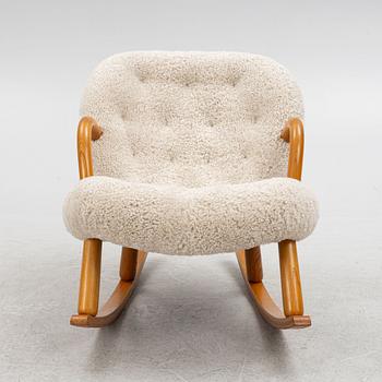 Rocking chair, "Muslingestol" or "Clamchair," Scandinavian Modern, mid-20th century.