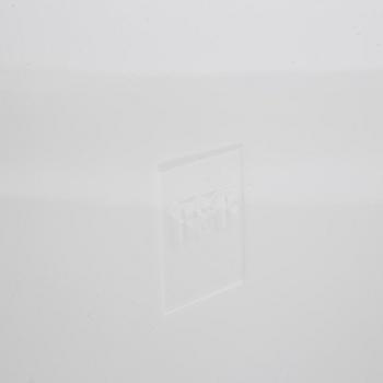 Naoto Fukasawa, a contemporary serving bowl "Outside" for B&B Italia.
