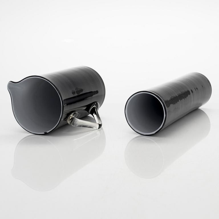 Nanny Still, A set of four 1950's service parts, "Black and White" for Riihimäki Glassworks, Finland.