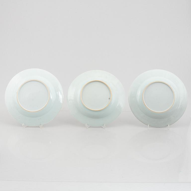 Seven blue and white export porcelain plates, China, Qing dynasty, 18th century.