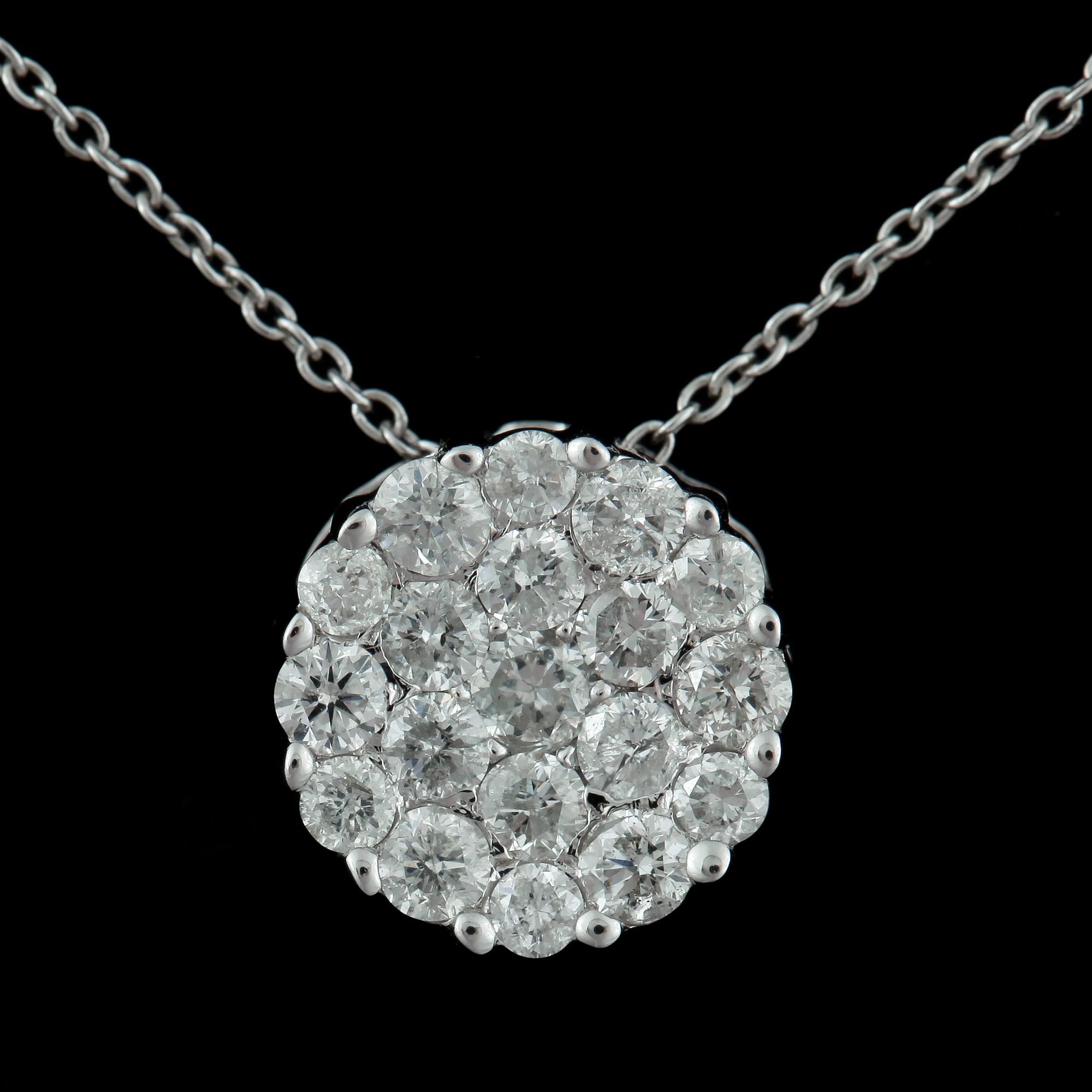 HALSBAND, 18k vitguld med 19 briljantslipade diamanter tot ca 0,46 ct. Vikt ca 2,3 gram. 2000-tal.