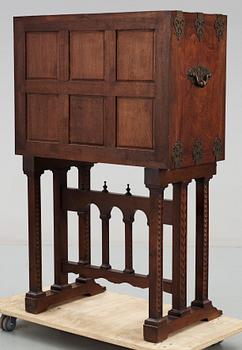 SKIRVPULPET, renässansstil, 1900-talets första hälft.