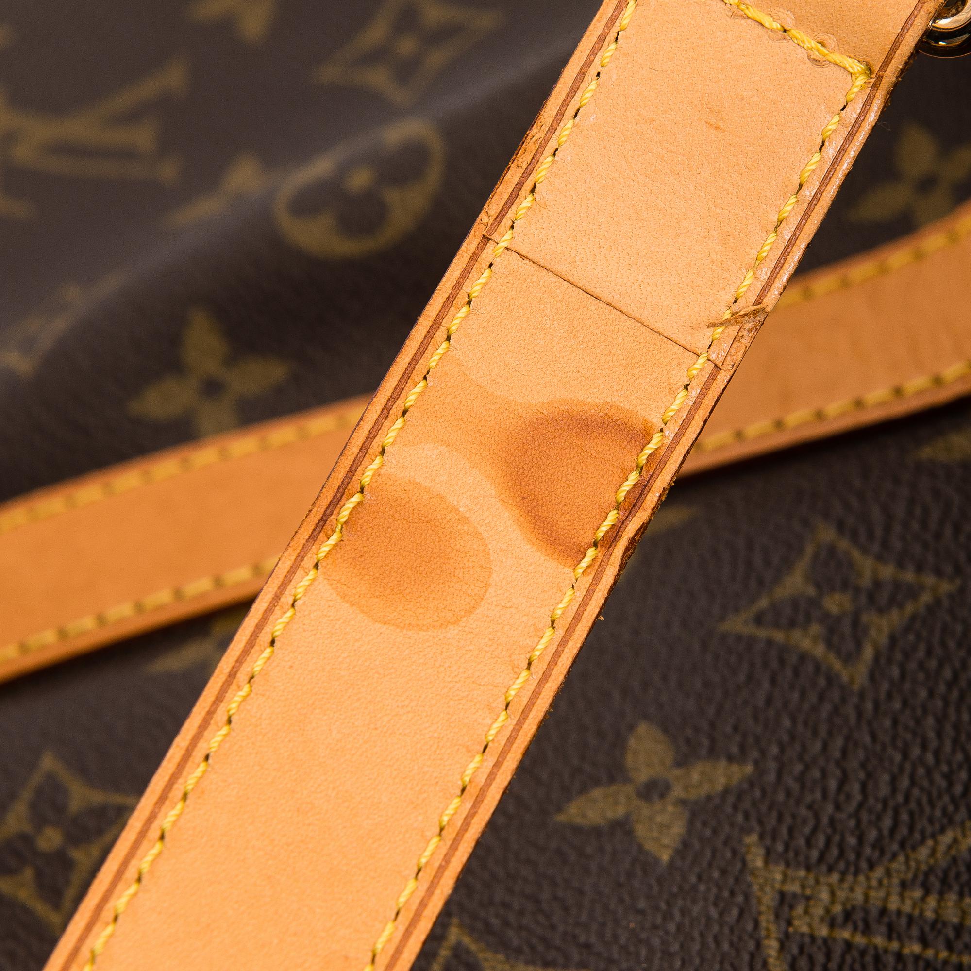Louis Vuitton, A Monogram canvas 'Keepall 55 bandoulière' Bag.