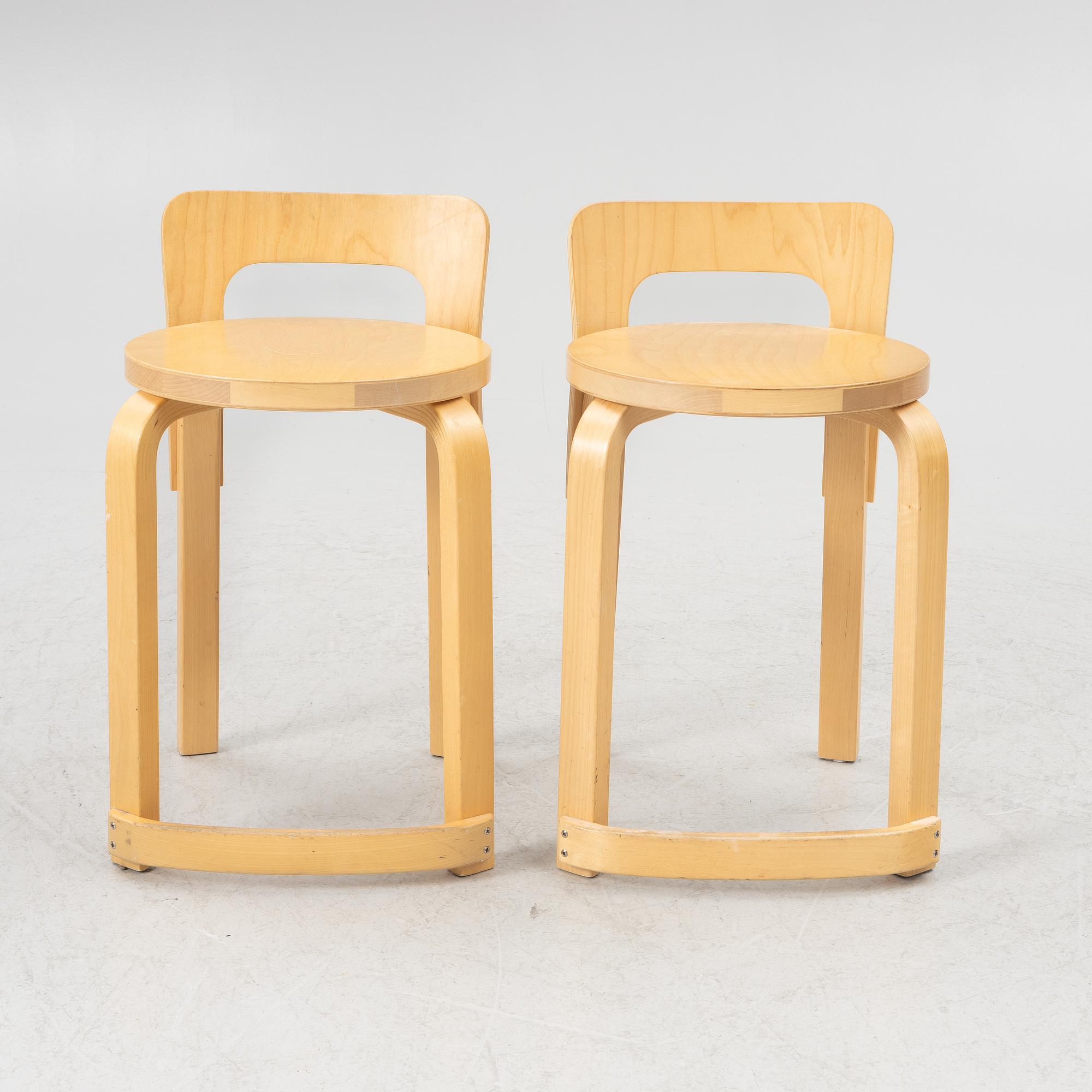 Alvar Aalto, stolar, ett par, modell K 65, Artek, Finland, 2016-17.