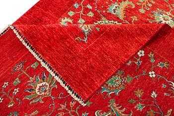 A Ziegler Ariana carpet, c. 292 x 204 cm.