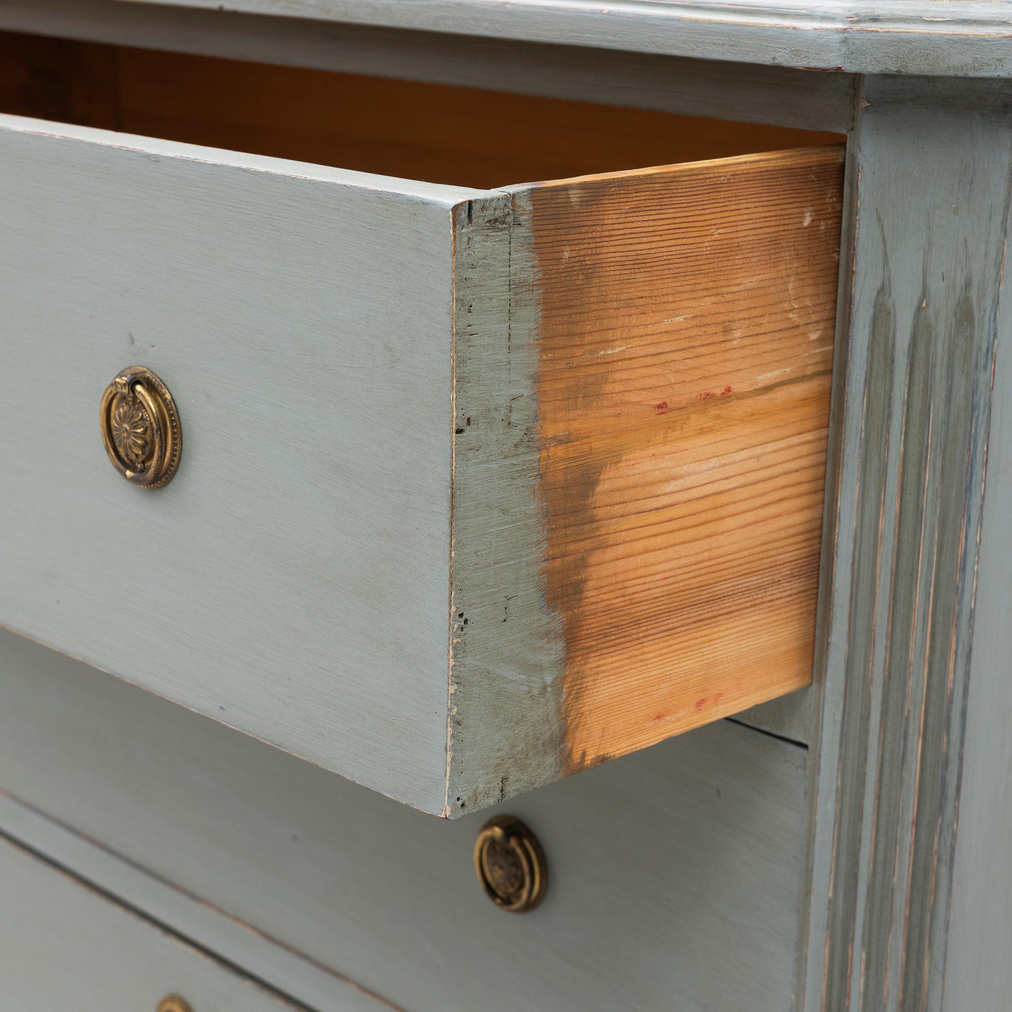 A Gustavian style chest of drawers, Sweden, early 20th century.