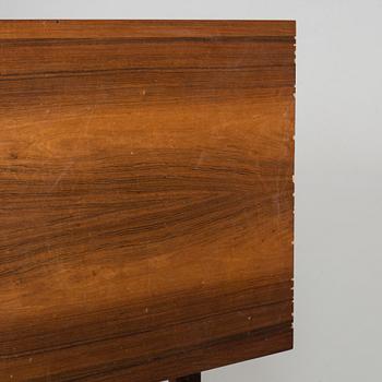 HANS J WEGNER, sideboard, Ry Möbler, Danmark. 1960-tal. CITES.