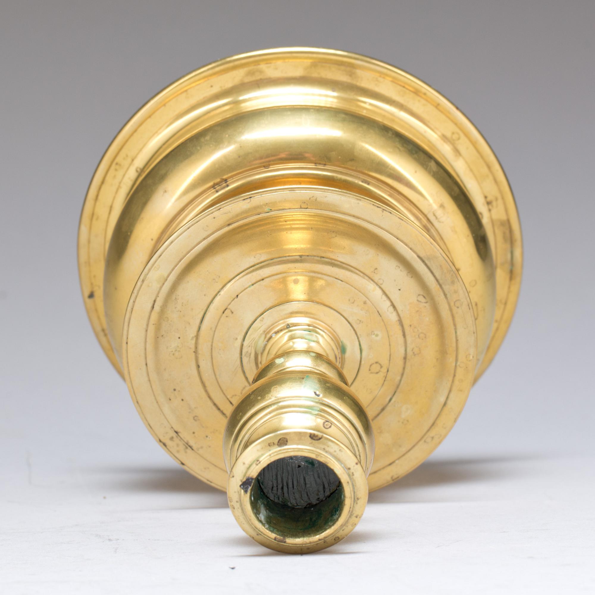 LJUSSTAKE, mässing. Barock, 1600-tal.