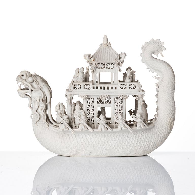 Skulptur, biskviporslin. Qingdynastin, 1800-tal.