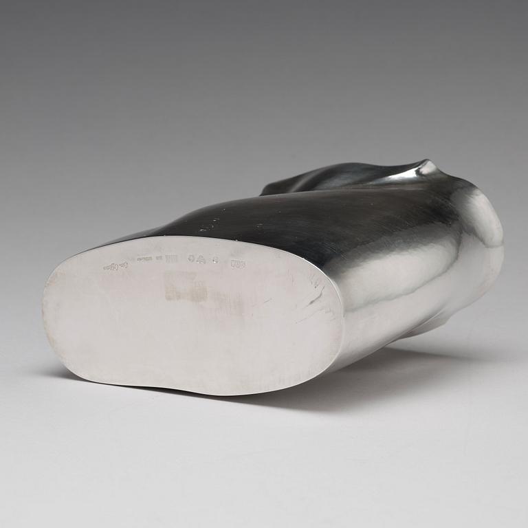 Olle Ohlsson, a sterling silver vase, Stockholm 1982.