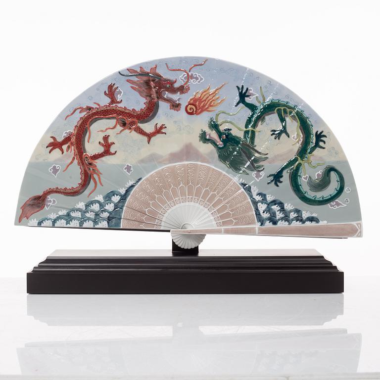 Lladró, figurine, "Imperial dragon fan", Spain.