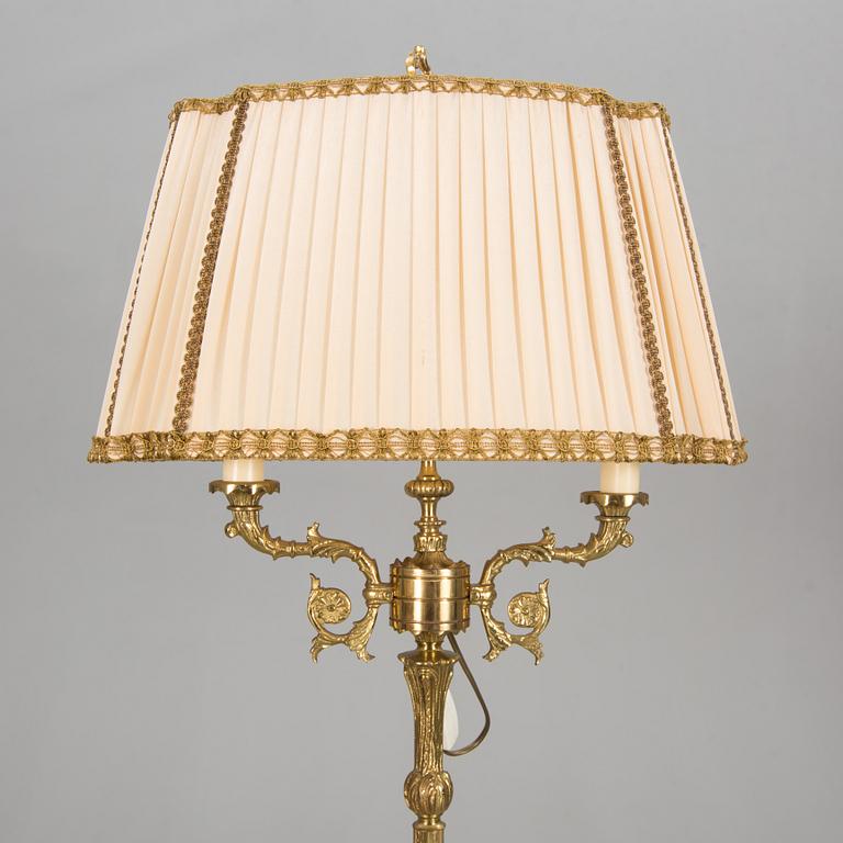 GOLVLAMPA, empirestil, 1900-tal.
