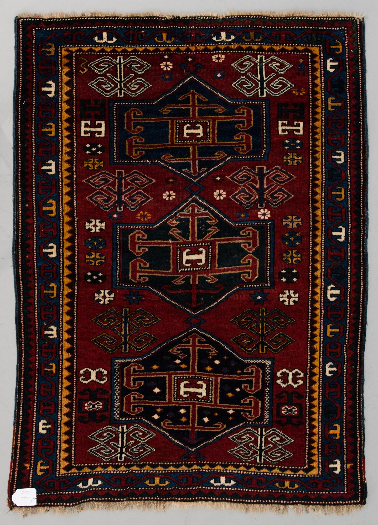 MATTO, Kazak, semiantiikki 106x144 cm.