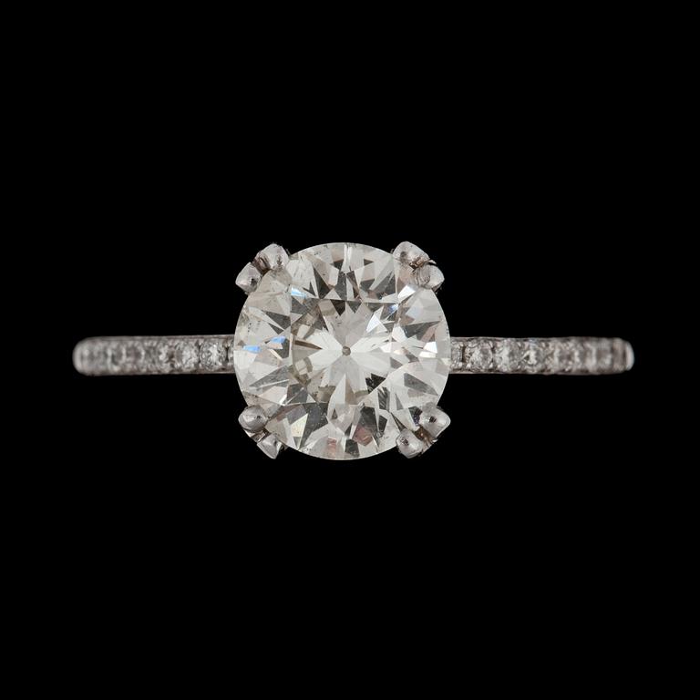 RING med briljantslipad diamant, ca 1.31 ct. Kvalitet ca M/ SI.