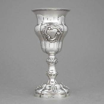 POKAL, silver. Carl Theodor Beyermann, Riga 1852. Vikt ca 400 gram.