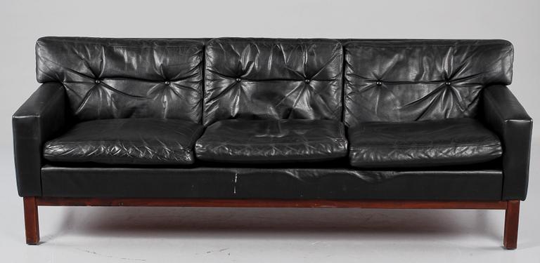 SOFFA SAMT FÅTÖLJ, 1960-tal.