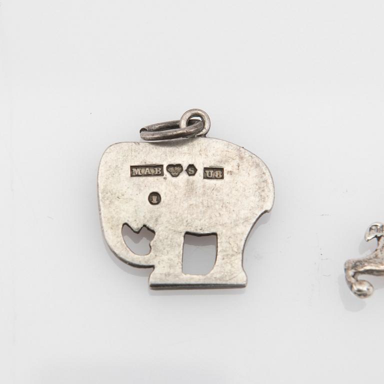 Bordsdekorationer och berlocker, silver, 9 delar.