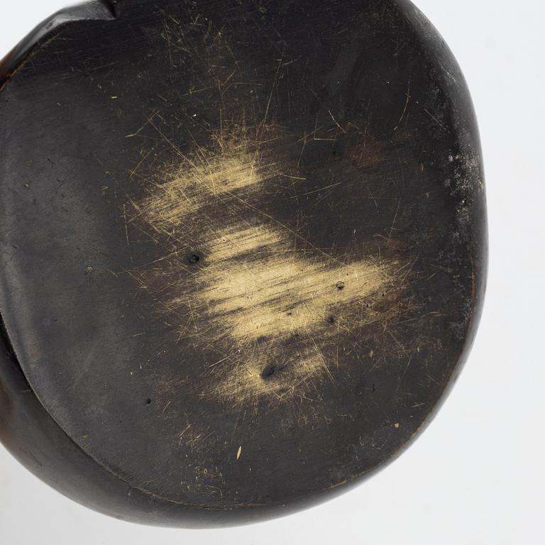 A Japanese bronze censer with cover, 20th Century.