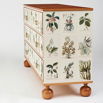 Josef Frank, a mahogany chest of drawers 'Flora Linné', Svenskt Tenn, Sweden 2007, made in a limited edition of model nr 1050.