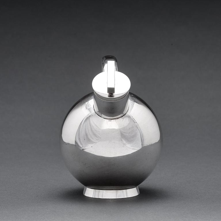 Sylvia Stave, cocktailshaker, stämplad PV, sannolikt 1930-tal, 830/1000 silver.