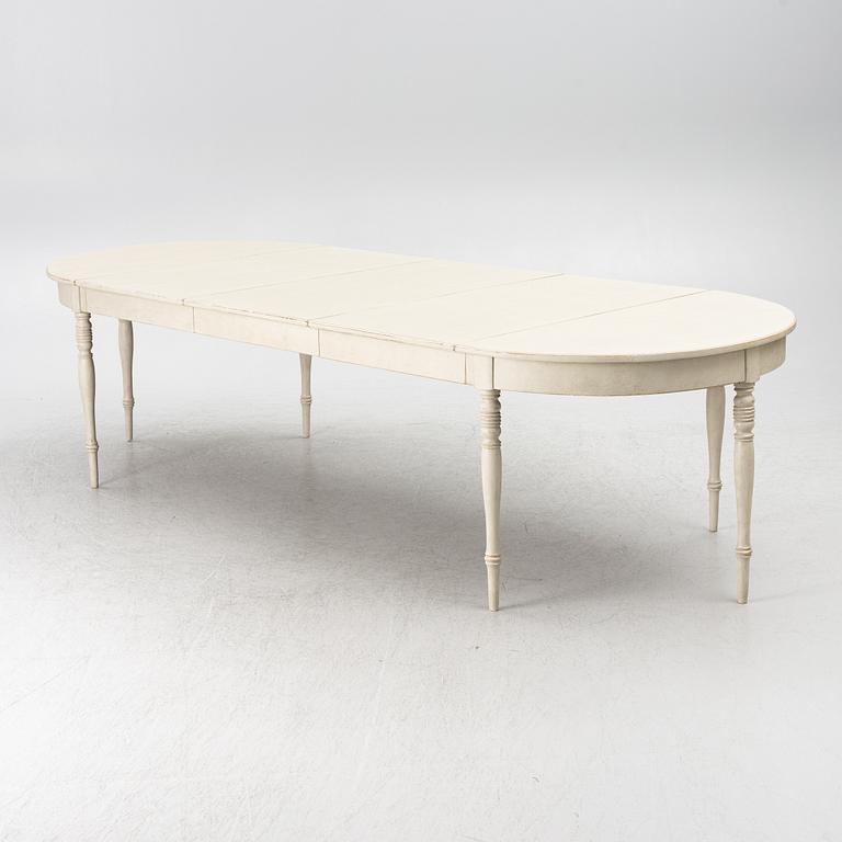 Dining table, 19th century.