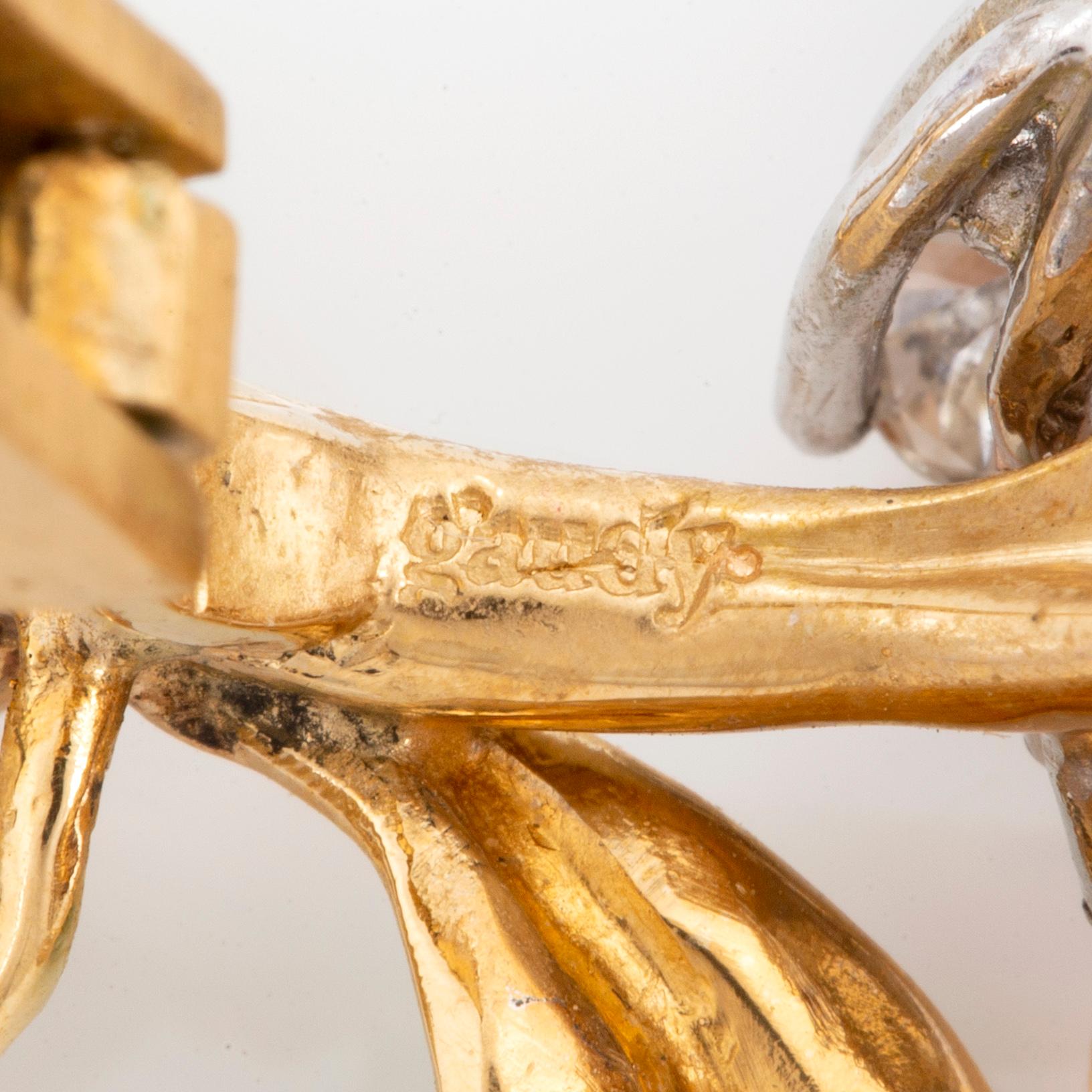 GAUDY,  Örhängen ett par med odlade 'South Sea' pärlor,  citriner och briljanter. 18K guld och emalj.