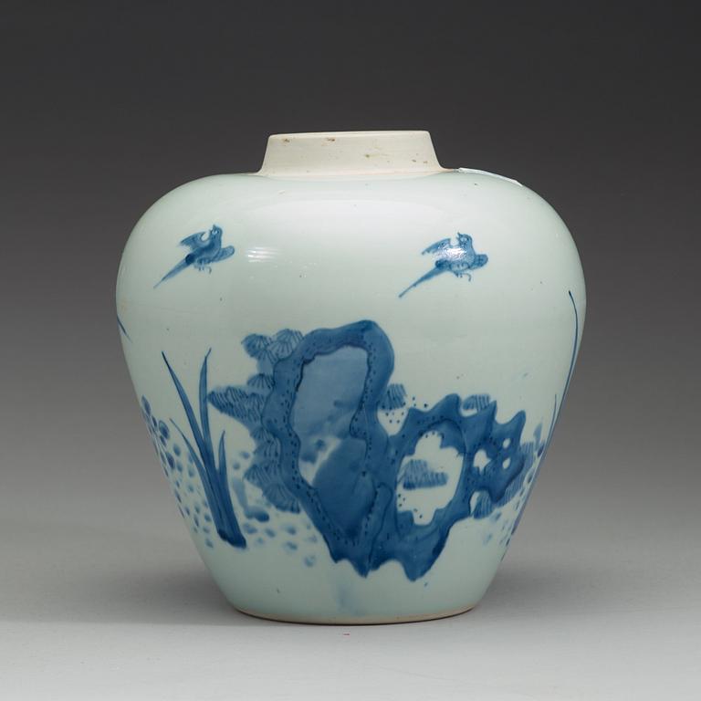 URNA, porslin, Transition, 1600-tal.