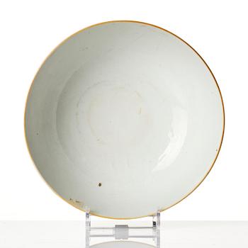 A grisaille decorated punch bowl, Qing dynasty, 18th century.