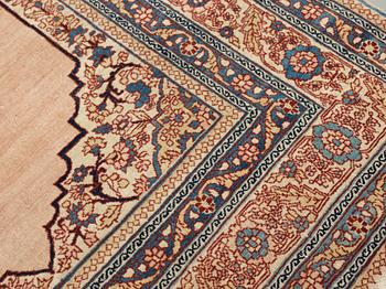 ANTIQUE TABRIZ. 169,5 x 126,5 cm.