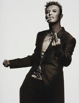 378. Albert Watson, "David Bowie, The Finger, New York City", 1996.