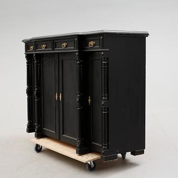 SIDEBOARD, nyrenässans, 1800-talets slut.