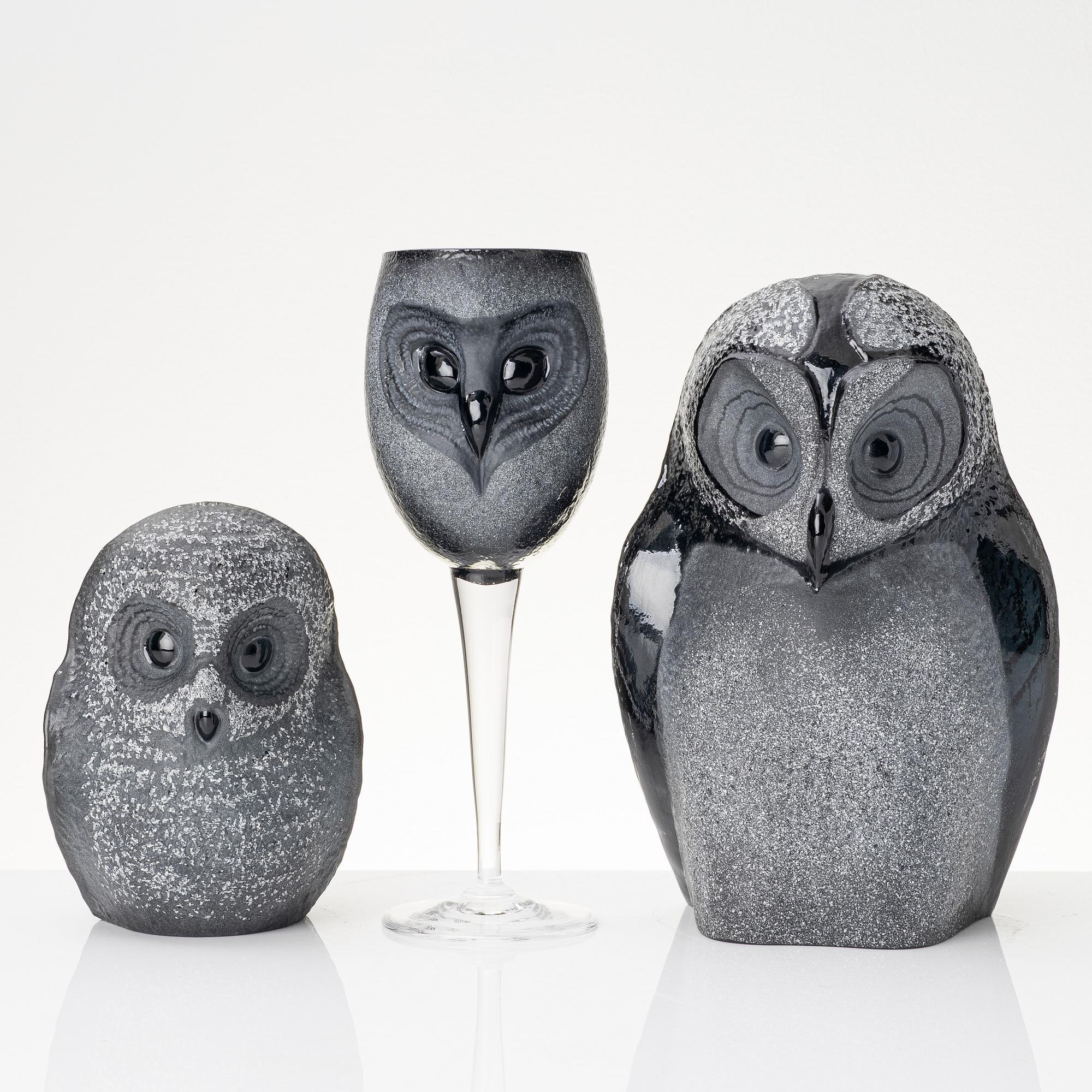 Mats Jonasson, a cup and two glass scukptures, "Safari", Målerås, Sweden.