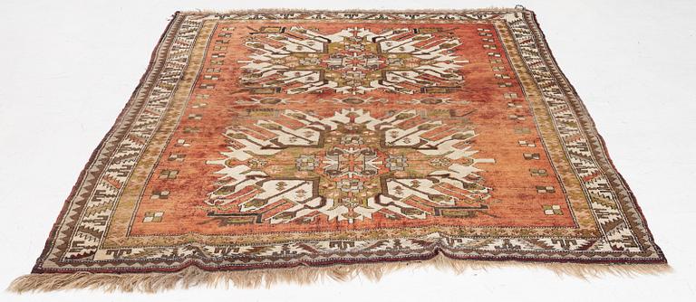 A Chelaberd rug of , 'Eagle Kazak' design, South Caucasus, c.  234 x 164 cm.