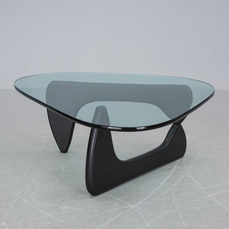 SOFFBORD, "Noguchi", Isamu Noguchi, Vitra. 1900-talets senare del.