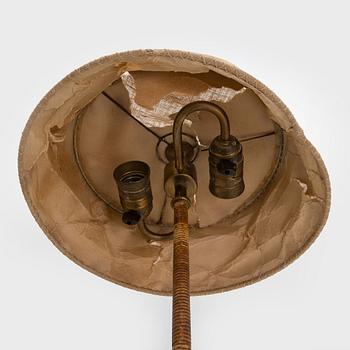 Paavo Tynell, bordslampa, beställningsarbete, Taito Oy 1938.