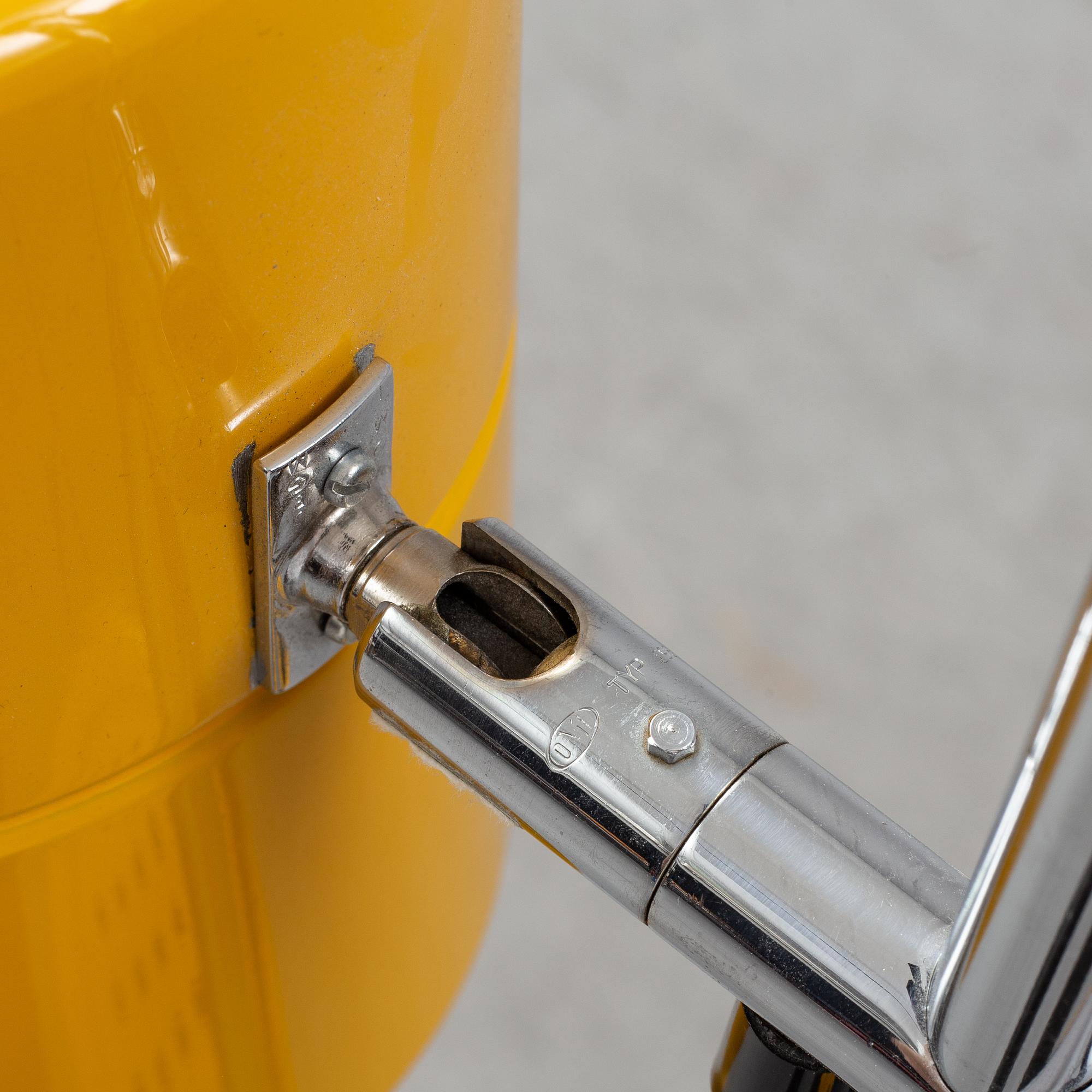 Uno Dahlén, a pair of 1960's/70's floor lights, Alda.