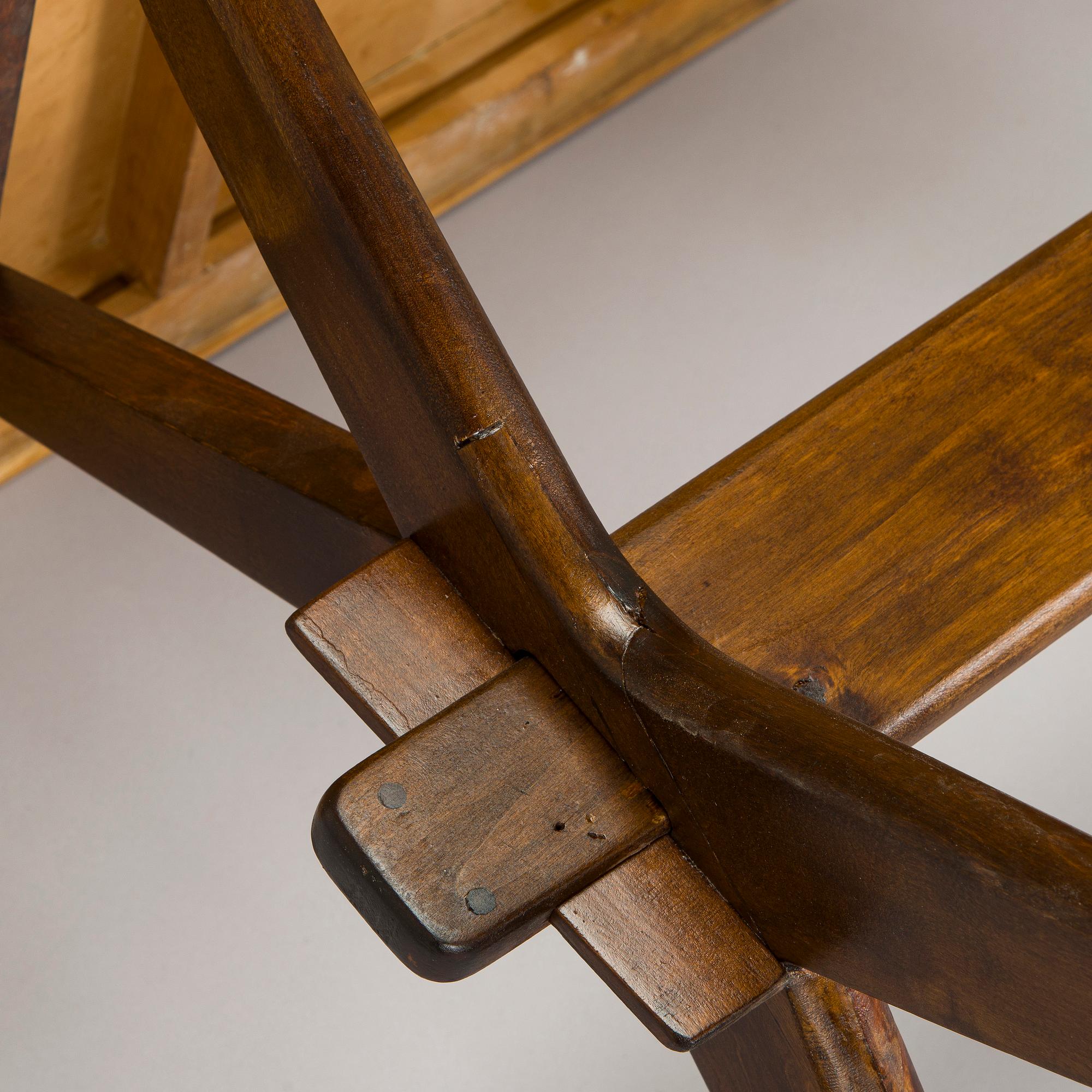 Ilmari Tapiovaara, 1940s X-legged table for Keravan Puuteollisuus, Finland.