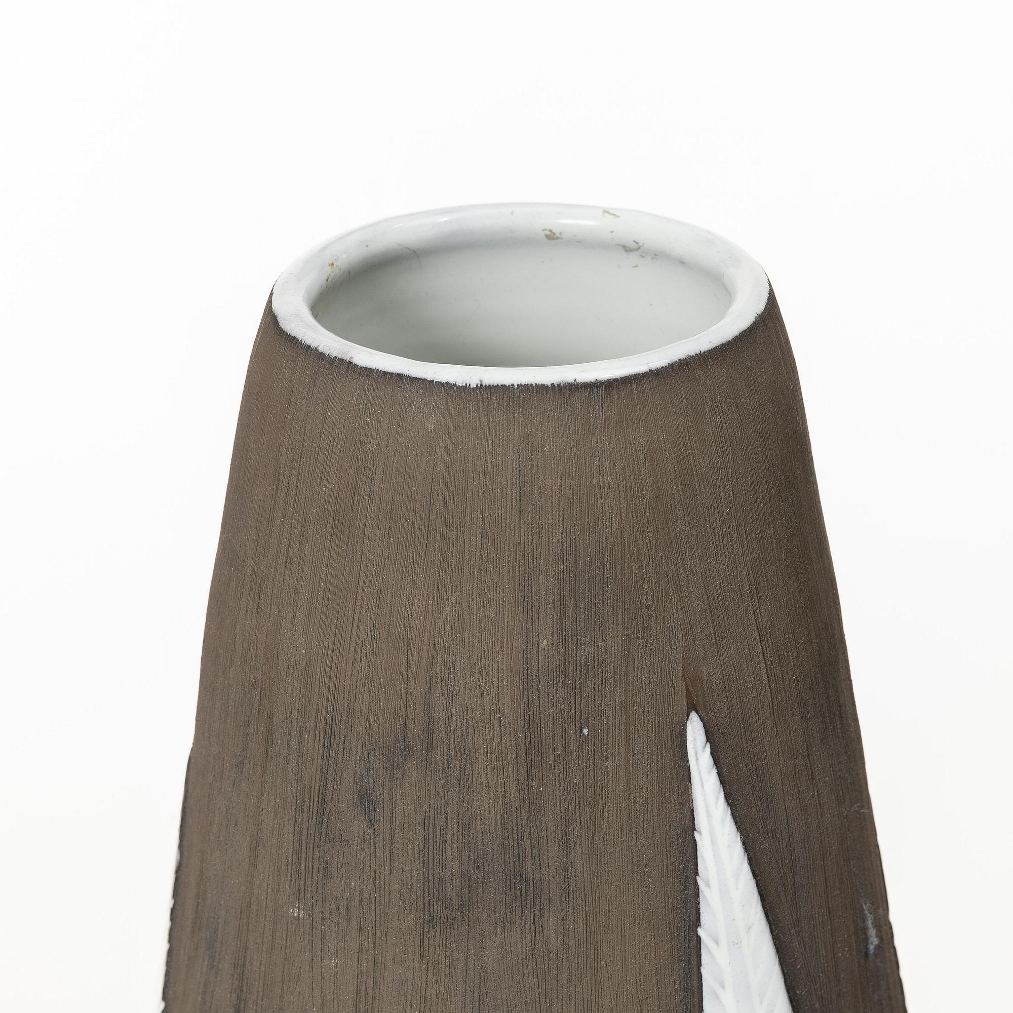 Anna-Lisa Thomson, "Paprika", Upsala-Ekeby.