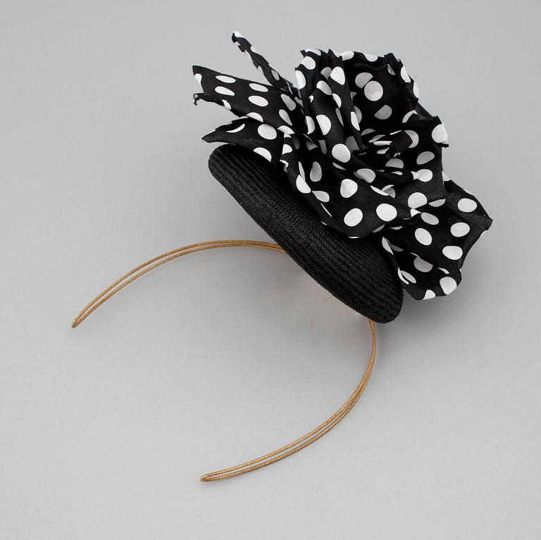 DAMHATT, Philip Treacy, England. 2000-tal.
