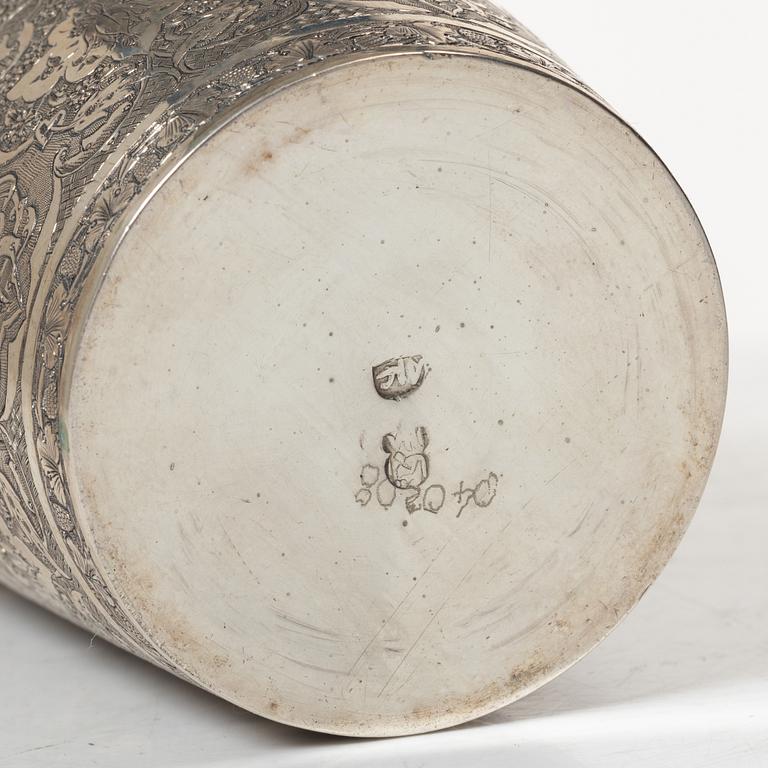 Bägare, silver, Persisk, 1900-talets första hälft. Totalvikt 268 gram.