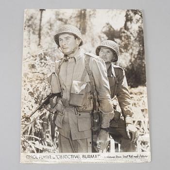 Autographs, movie memorabilia, photos , including Hasse Ekman the older, Karl Gerhard, Tom Cruise, Liza Minelli.